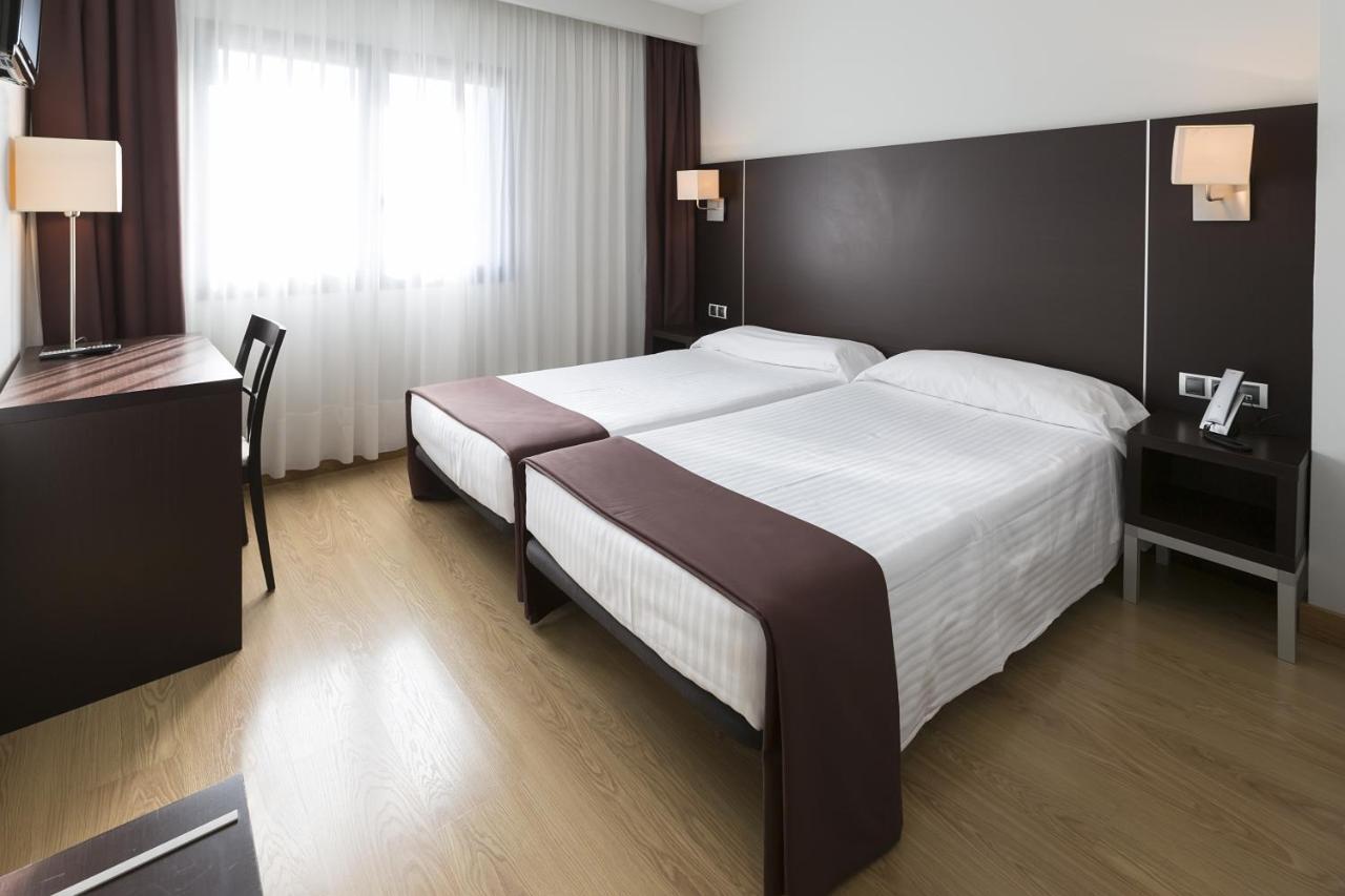 Hotel Plazaola Irurtzun Buitenkant foto