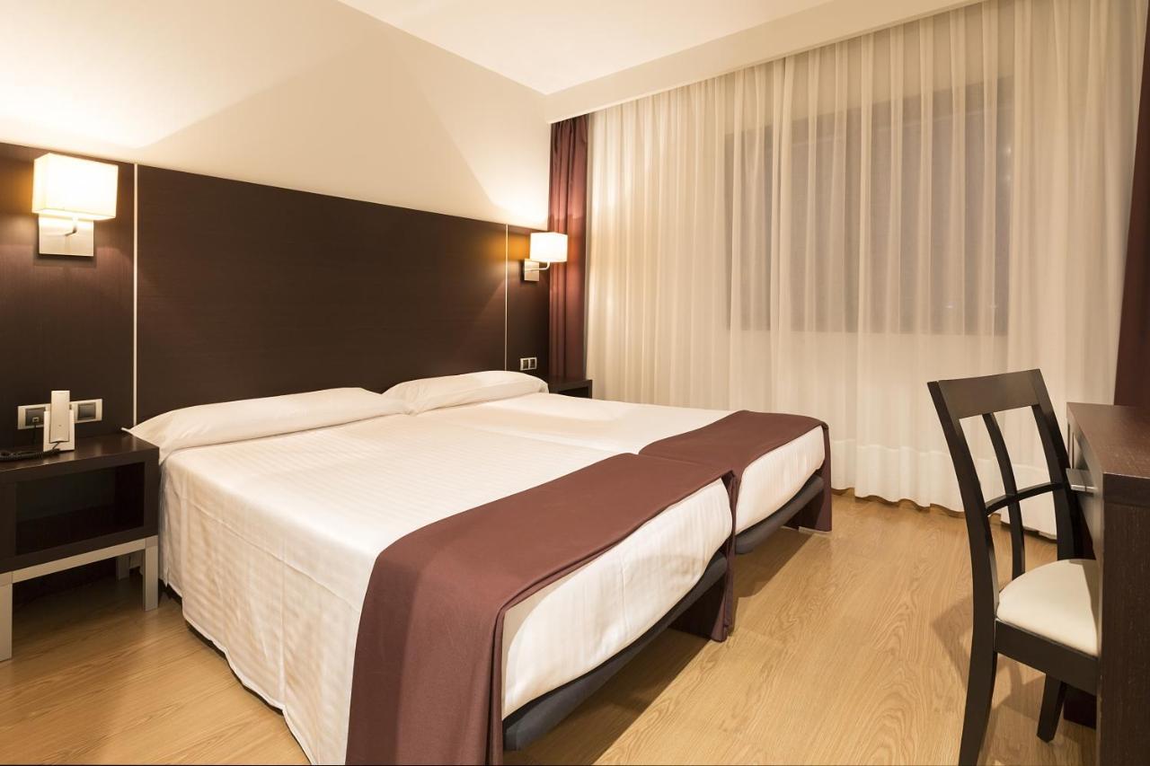 Hotel Plazaola Irurtzun Buitenkant foto
