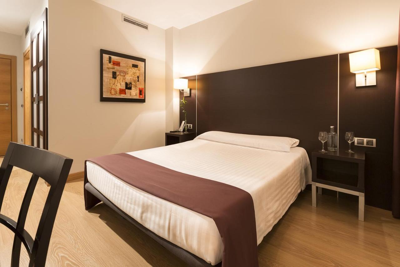 Hotel Plazaola Irurtzun Buitenkant foto