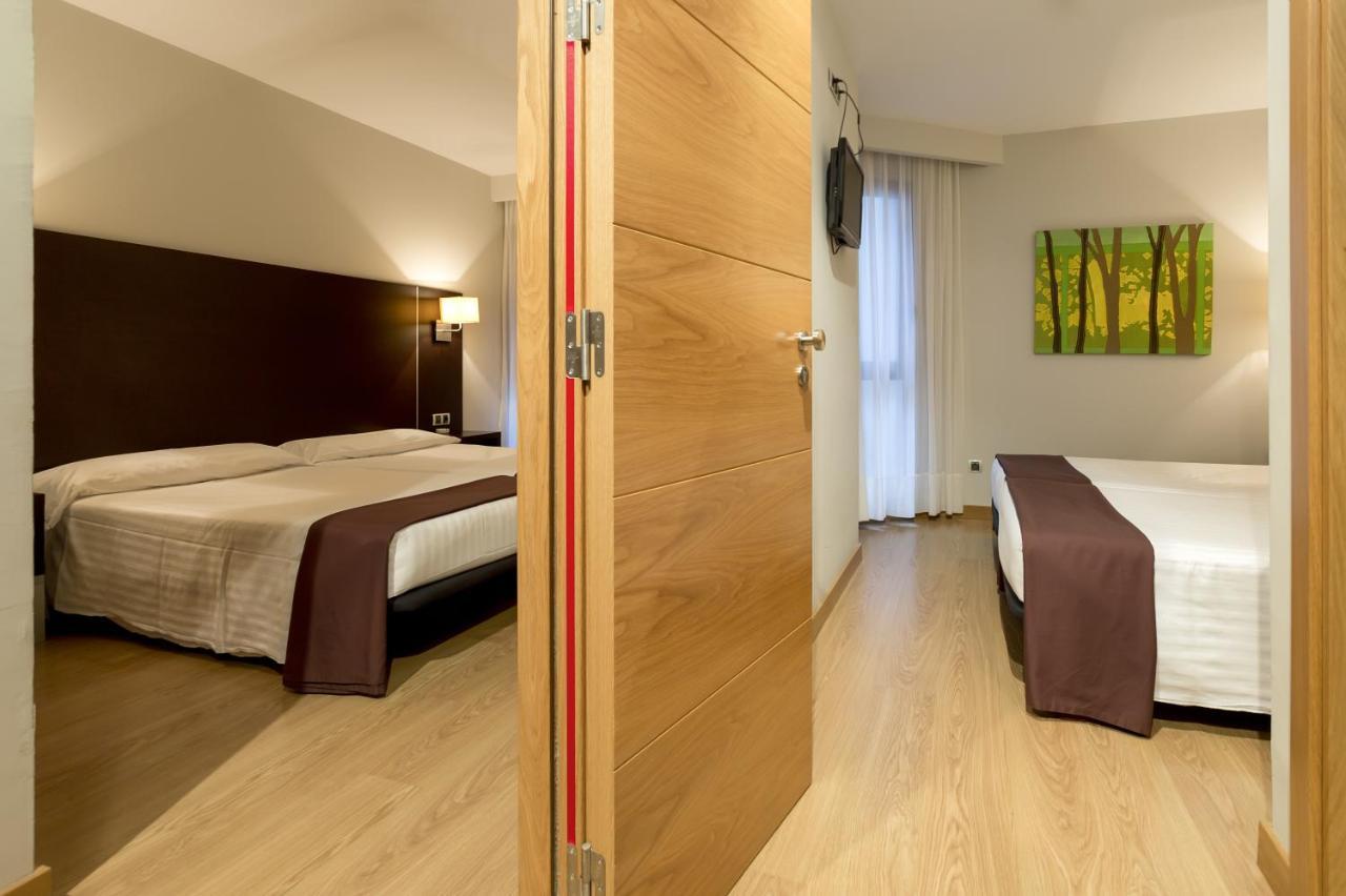 Hotel Plazaola Irurtzun Buitenkant foto